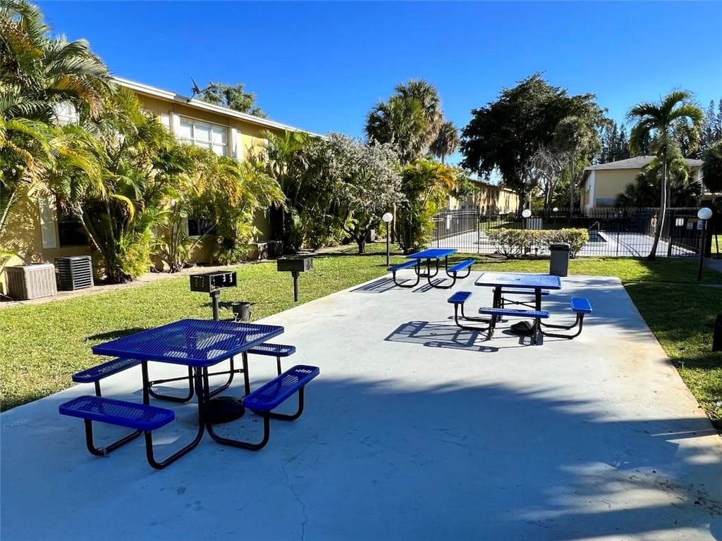 610 SE 2nd Avenue L21, Deerfield Beach, FL 33441 — photo 16 of 16