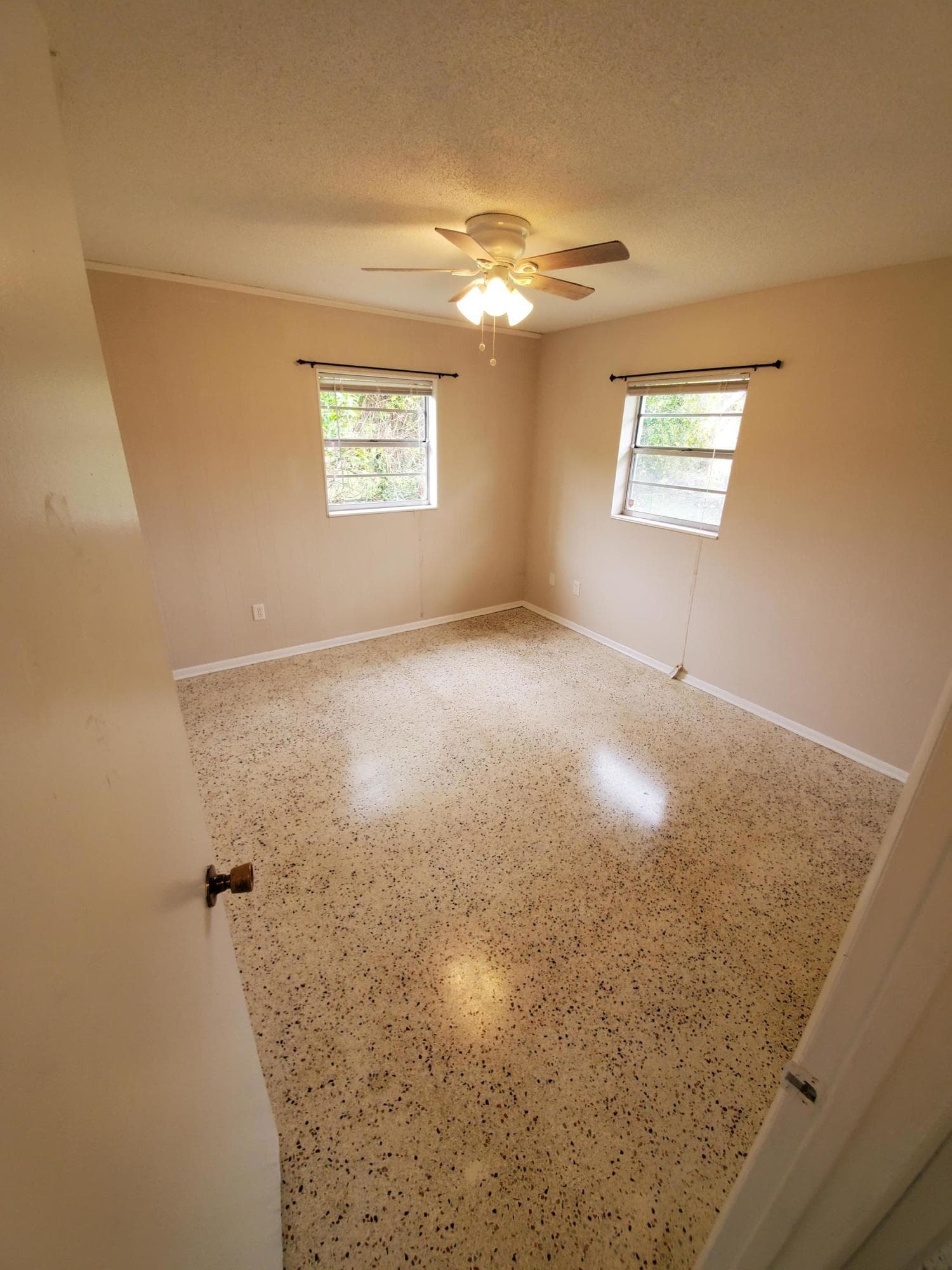 2760 Seneca Avenue, Fort Pierce, FL 34946 — photo 2 of 4