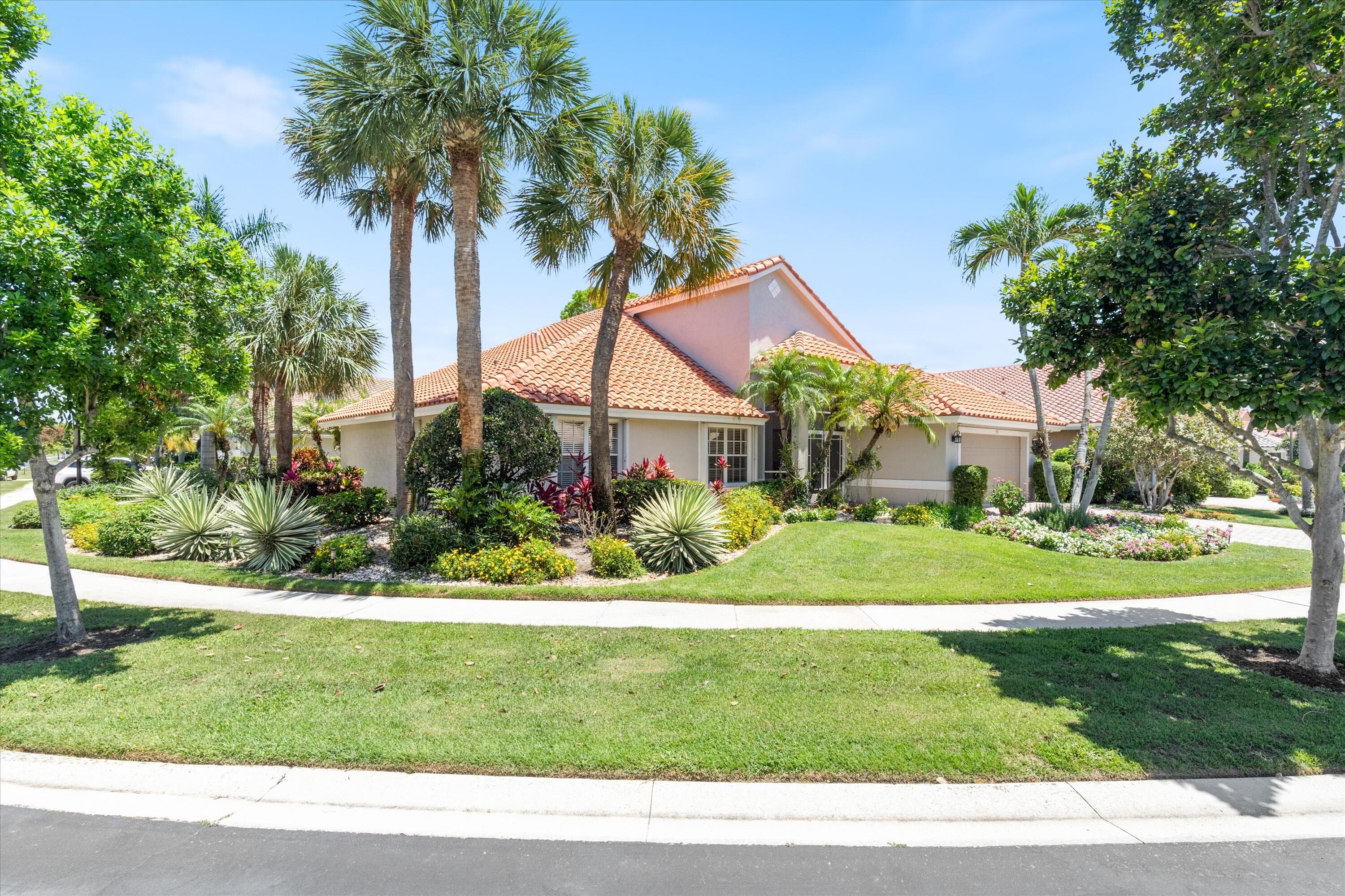 7391 Falls Road W, Boynton Beach, FL 33437 — photo 2 of 30