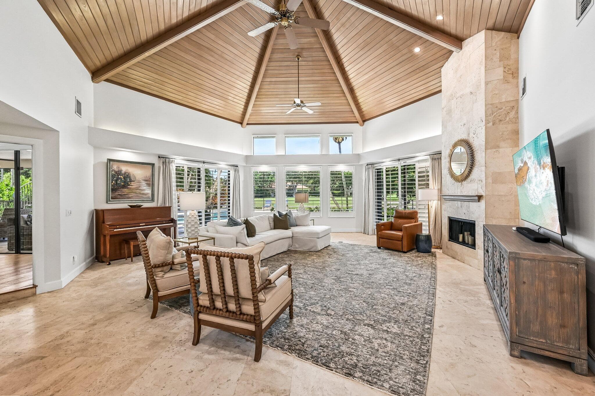 15 Carrick Road, Palm Beach Gardens, FL 33418 — photo 2 of 53