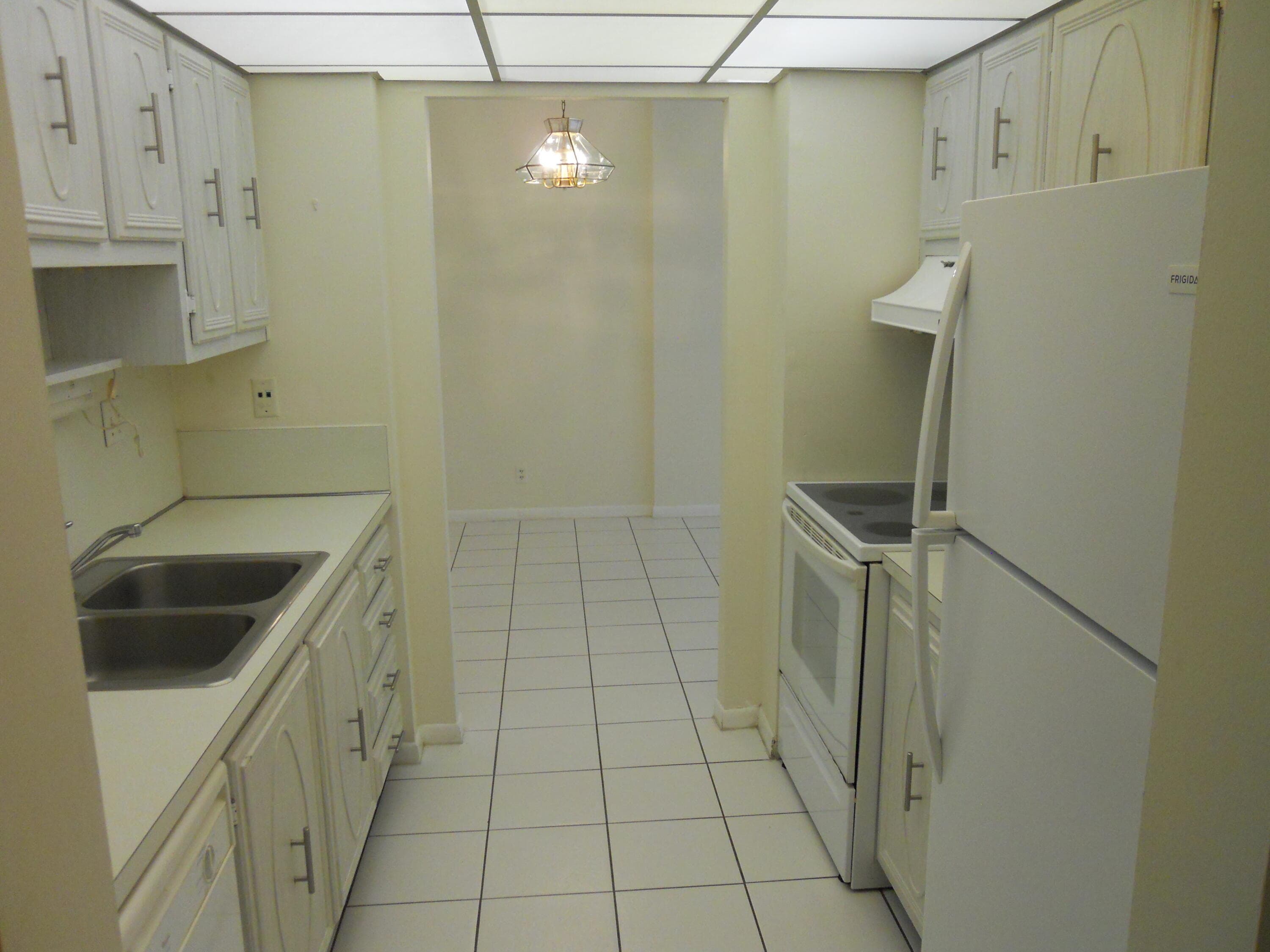 250 NE 20th Street 123s, Boca Raton, FL 33431 — photo 12 of 34