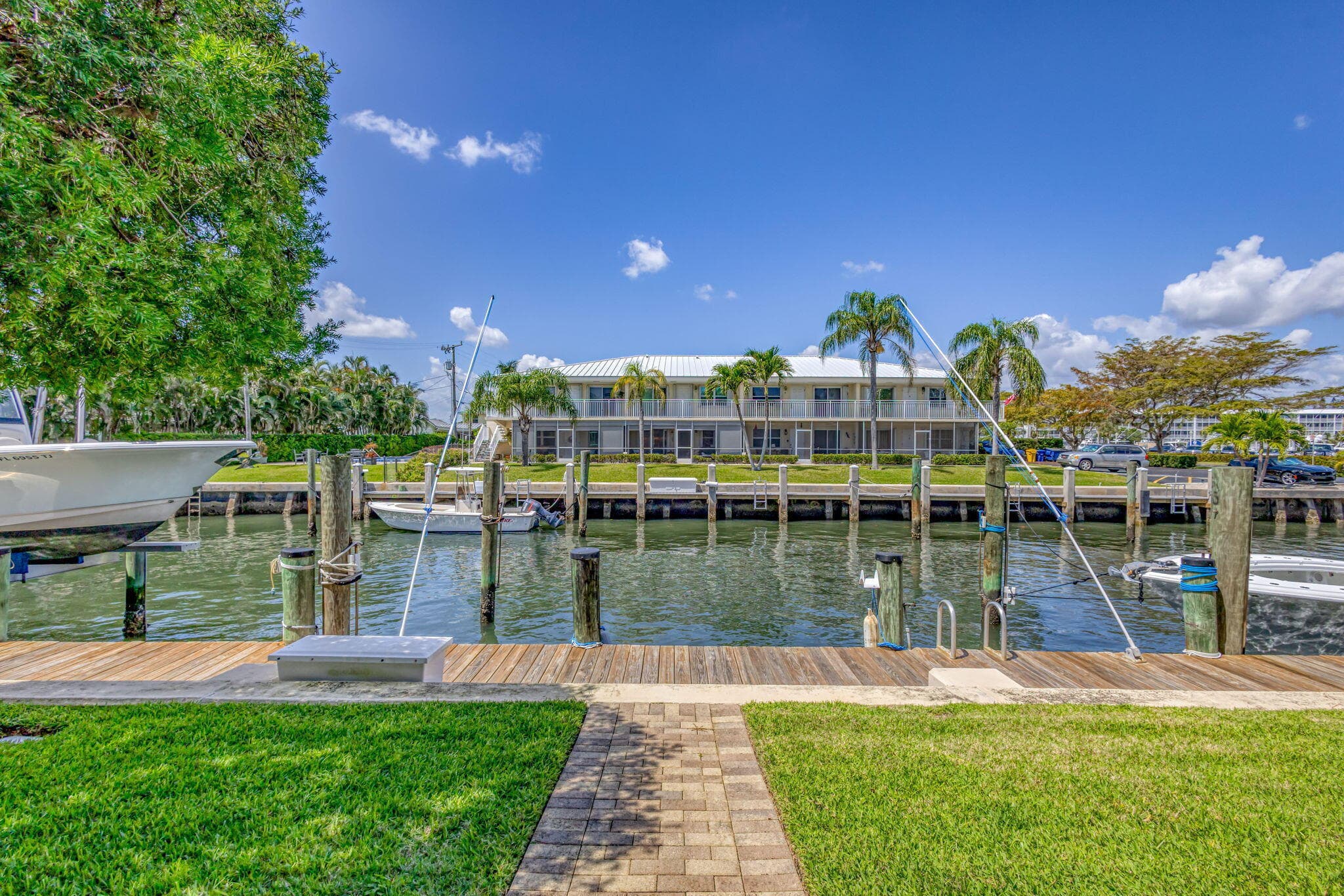68 Yacht Club Drive 3, North Palm Beach, FL 33408 — photo 35 of 58