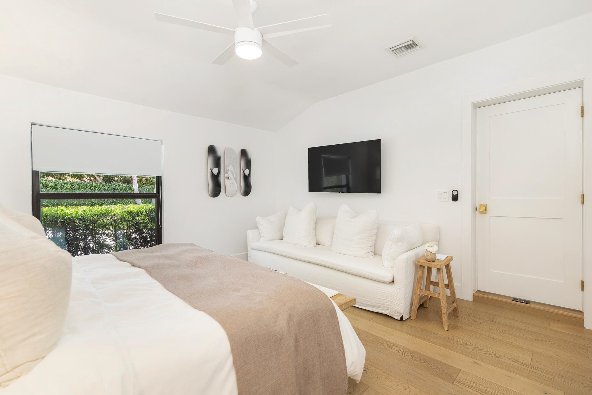 320 Linda Lane, West Palm Beach, FL 33405 — photo 14 of 39