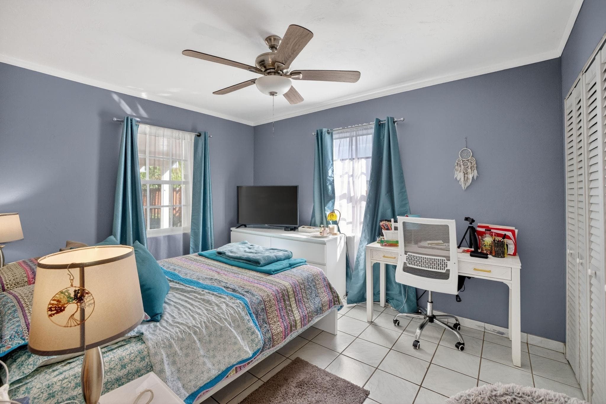 131 SW 7th Terrace, Hallandale Beach, FL 33009 — photo 5 of 59