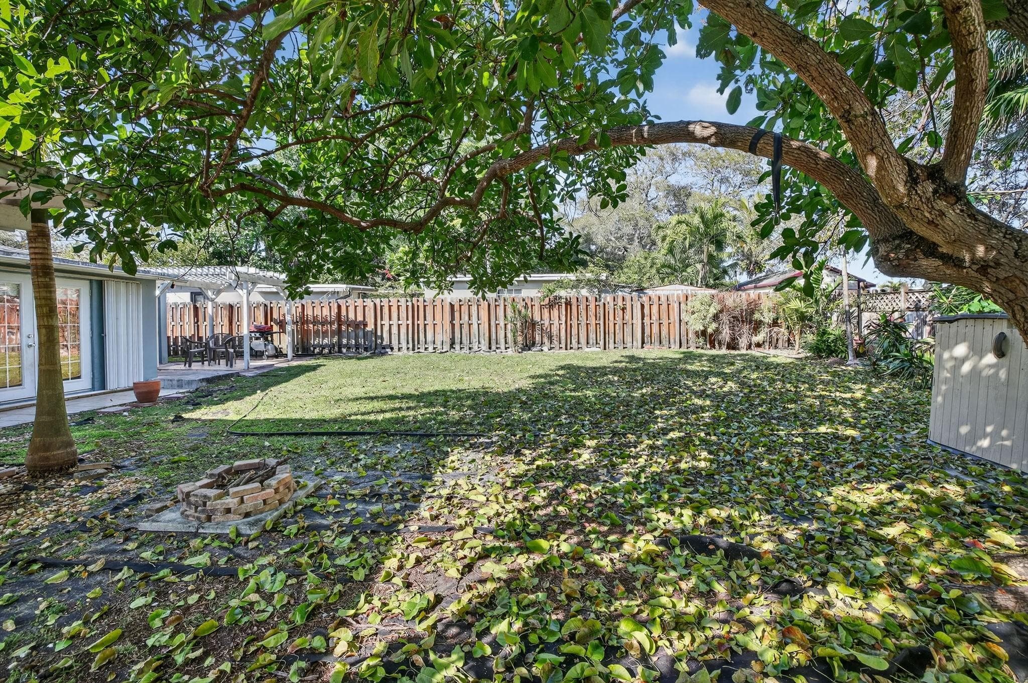 131 SW 7th Terrace, Hallandale Beach, FL 33009 — photo 41 of 59
