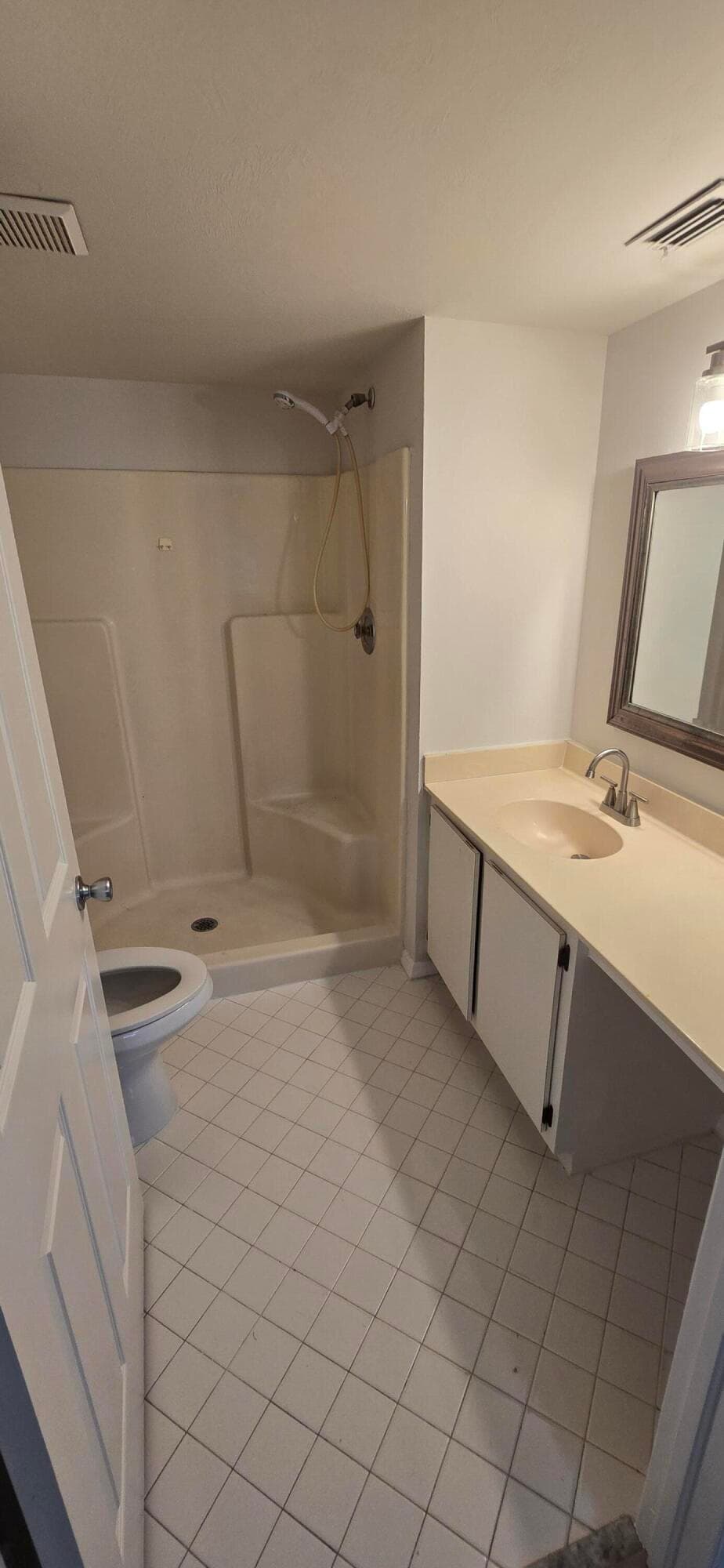Condominium in Royal Palm Beach — photo 9 of 12