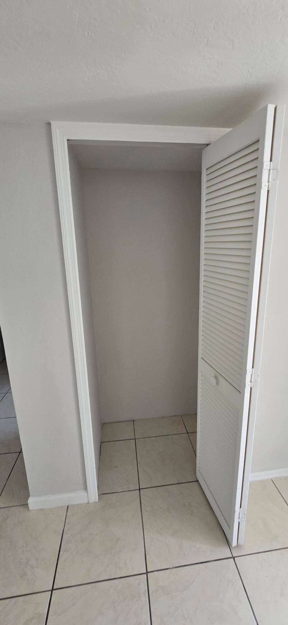Condominium in Royal Palm Beach — photo 11 of 12