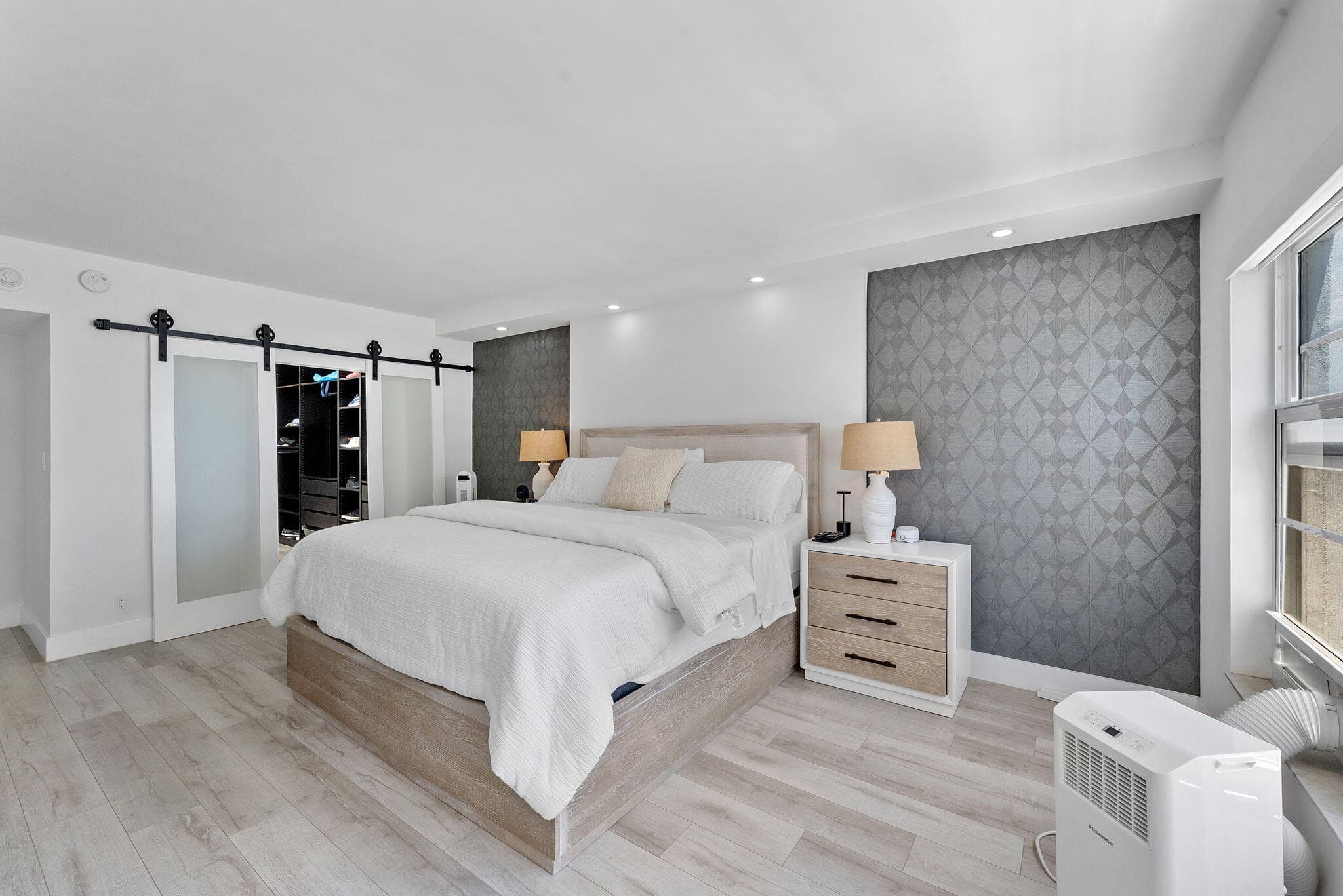 3750 Galt Ocean Drive 1002, Fort Lauderdale, FL 33308 — photo 15 of 42