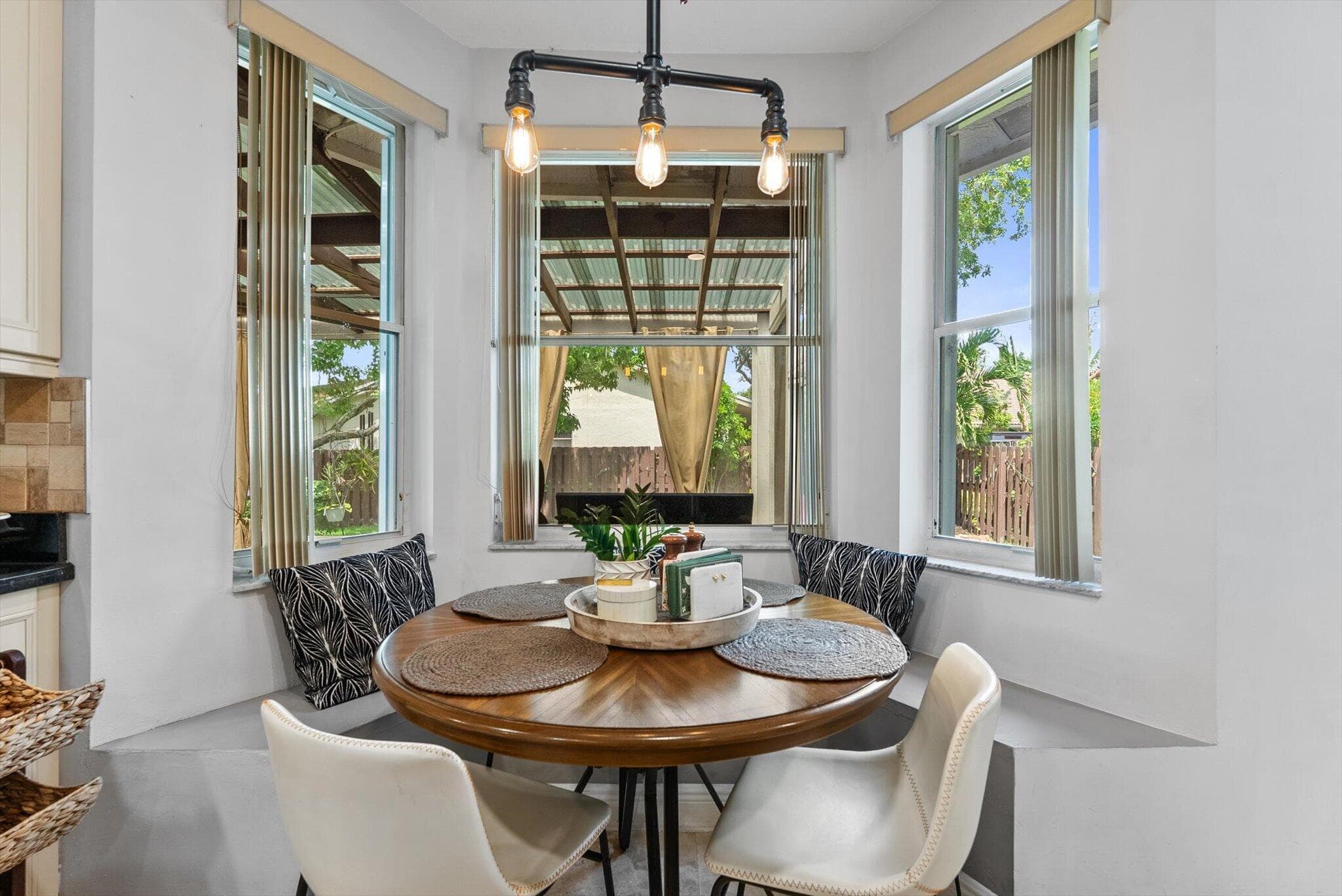 2670 NW 123rd Drive, Coral Springs, FL 33065 — photo 12 of 51