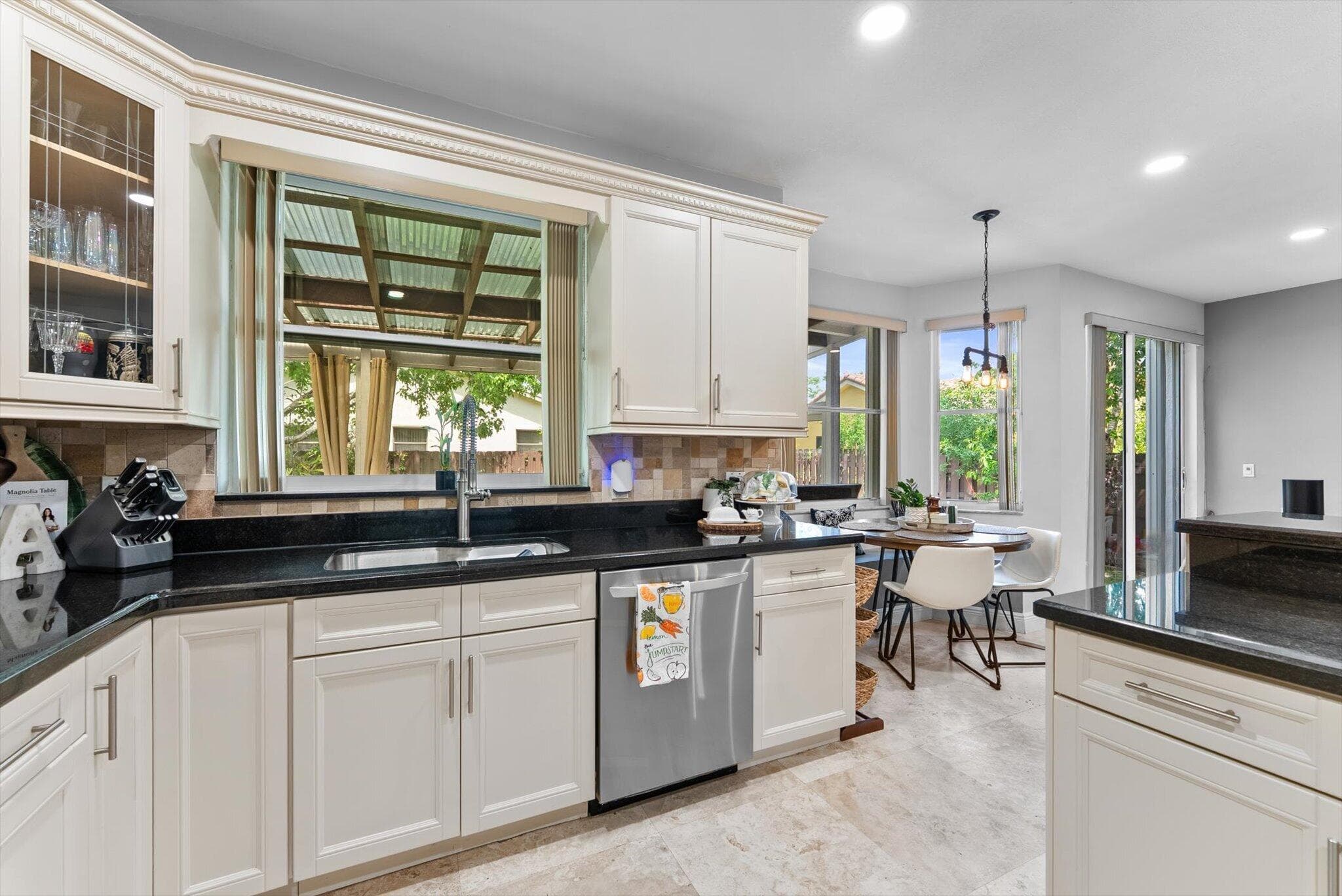 2670 NW 123rd Drive, Coral Springs, FL 33065 — photo 7 of 51