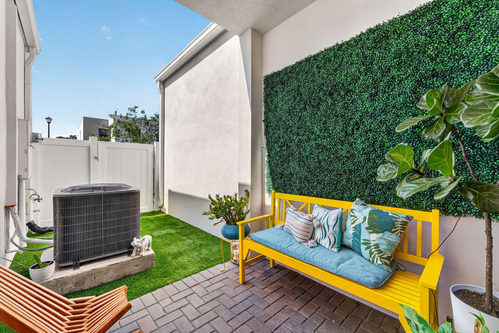 527 NW 17th Street, Fort Lauderdale, FL 33311 — photo 19 of 31