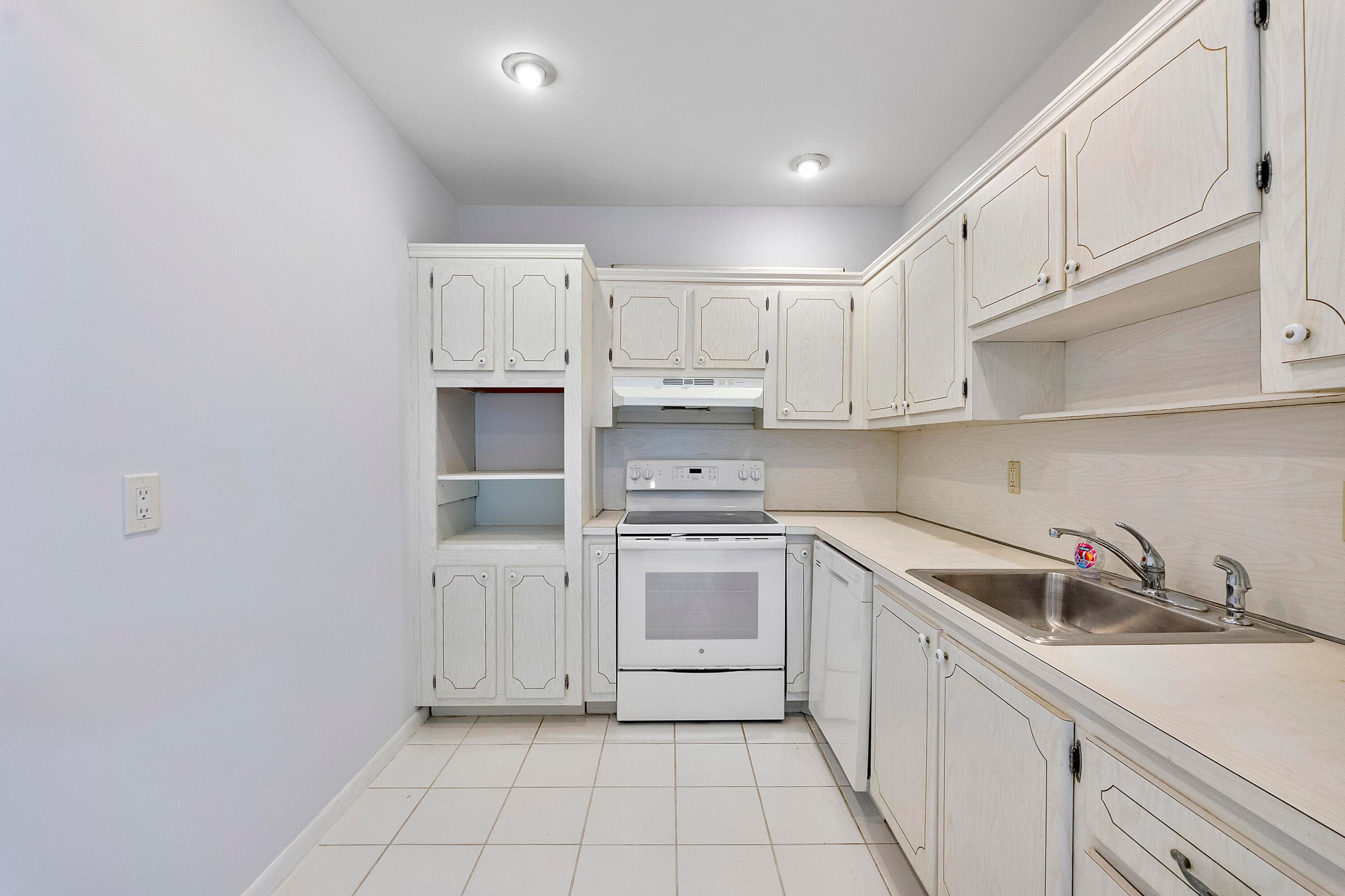 2851 S Ocean Boulevard 7 E, Boca Raton, FL 33432 — photo 11 of 42