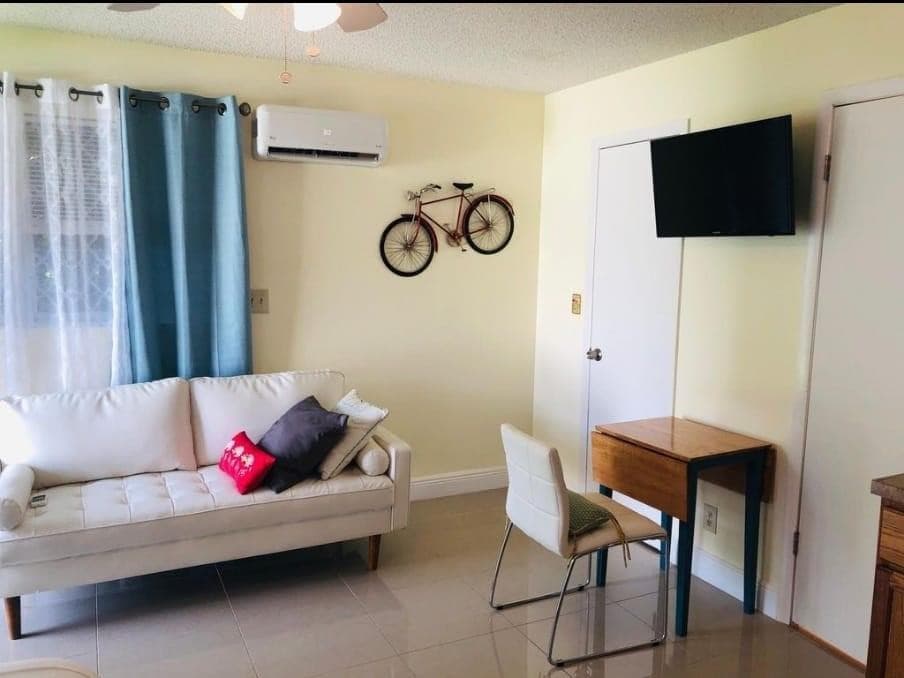 1607 NE 15th Avenue 3, Fort Lauderdale, FL 33305 — photo 4 of 27