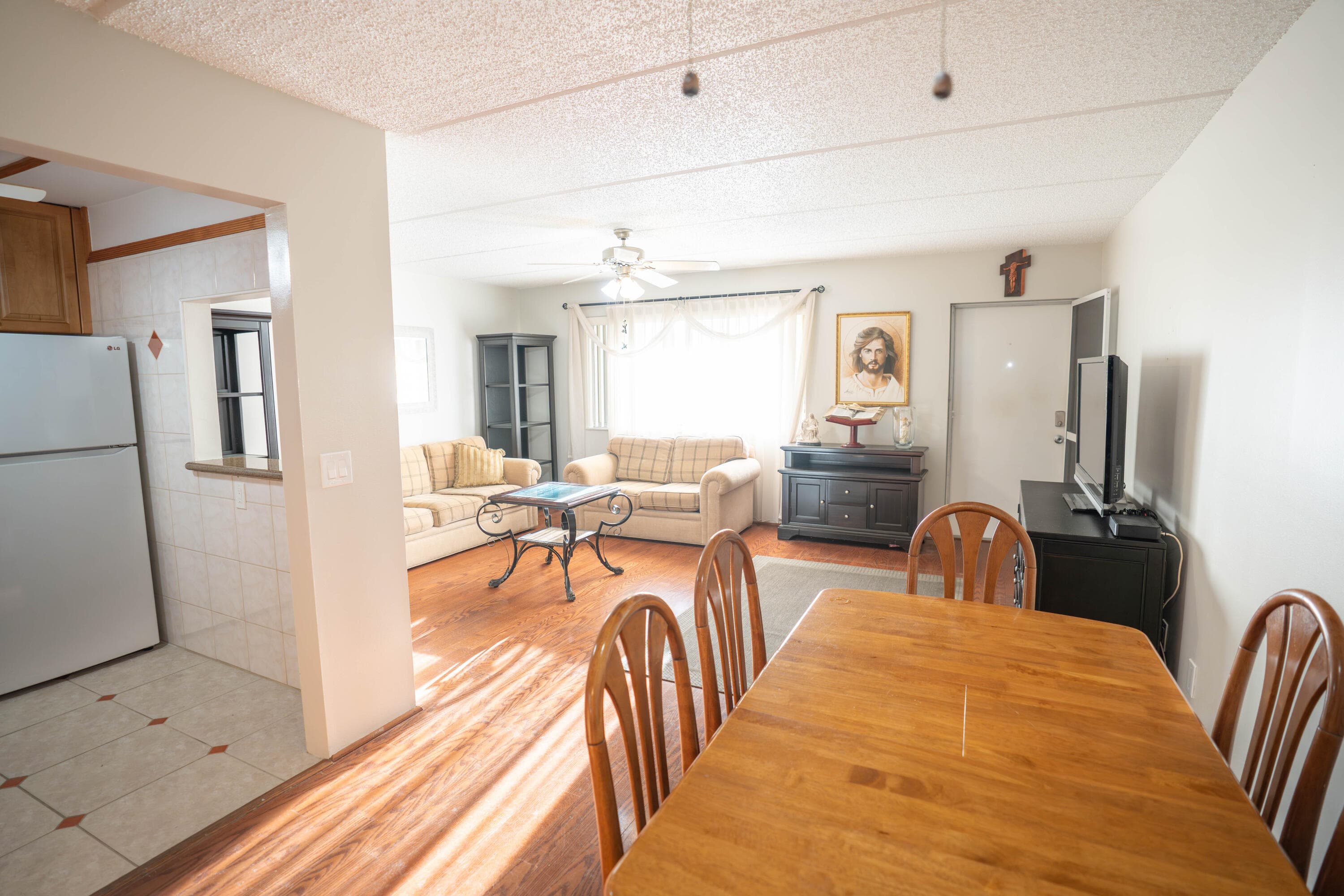 400 W Village Green Cir Circle W 214, Palm Springs, FL 33461 — photo 5 of 17