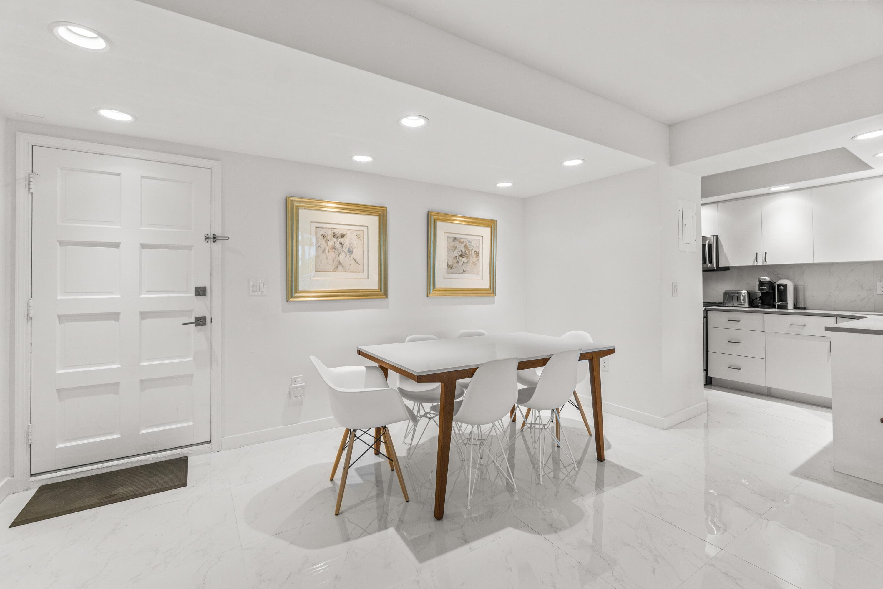 2780 S Ocean Boulevard 306, Palm Beach, FL 33480 — photo 9 of 37
