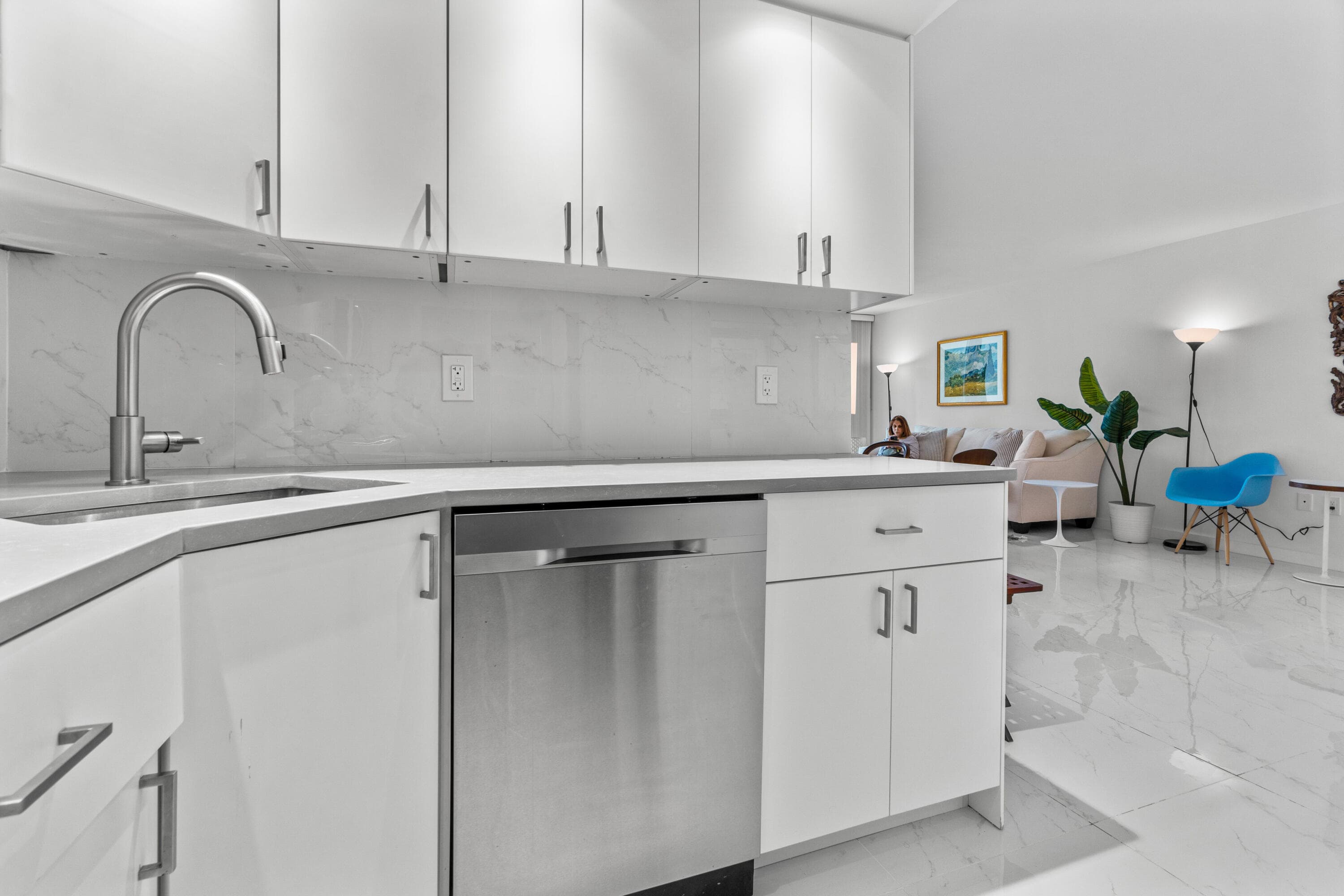 2780 S Ocean Boulevard 306, Palm Beach, FL 33480 — photo 13 of 37