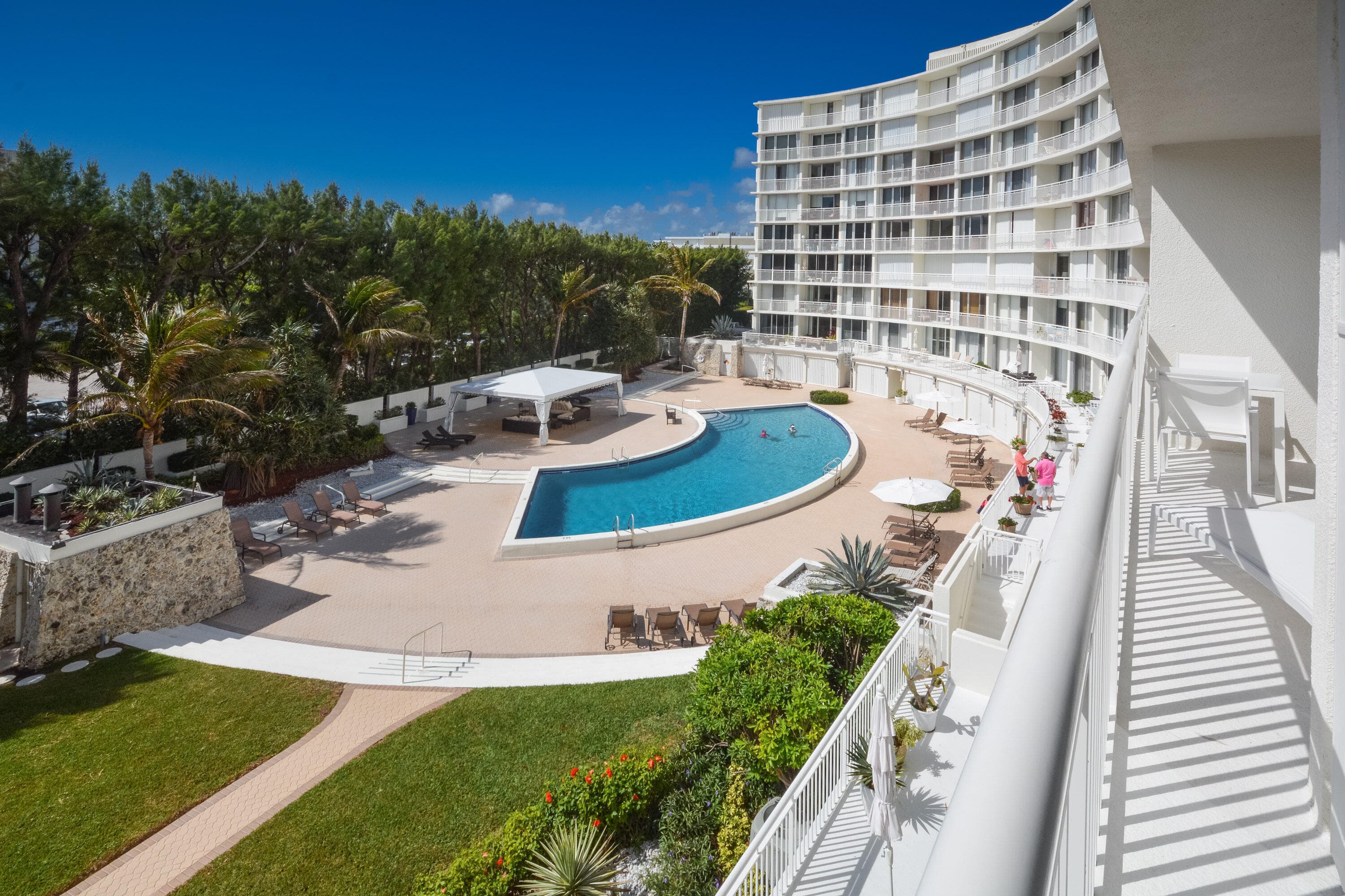 2780 S Ocean Boulevard 306, Palm Beach, FL 33480 — photo 22 of 37