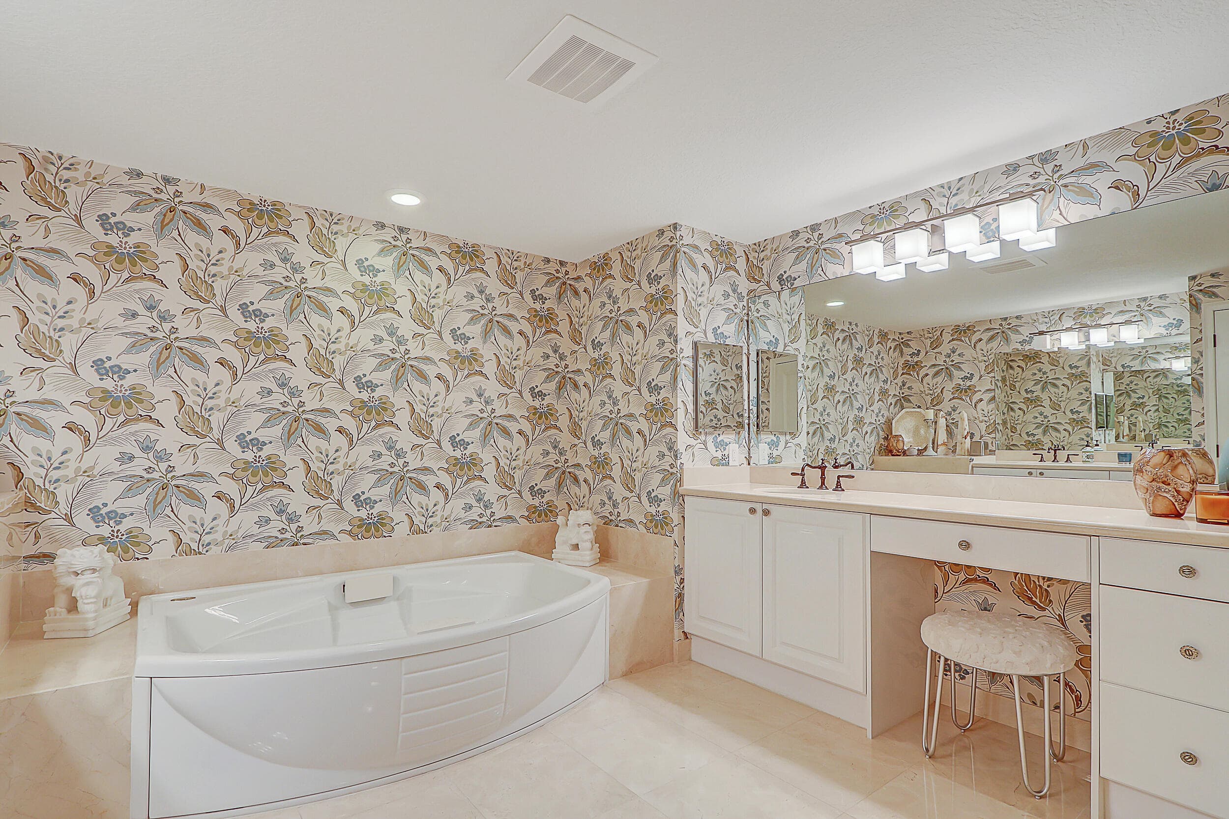 750 Ocean Royale Way 1203, Juno Beach, FL 33408 — photo 19 of 34