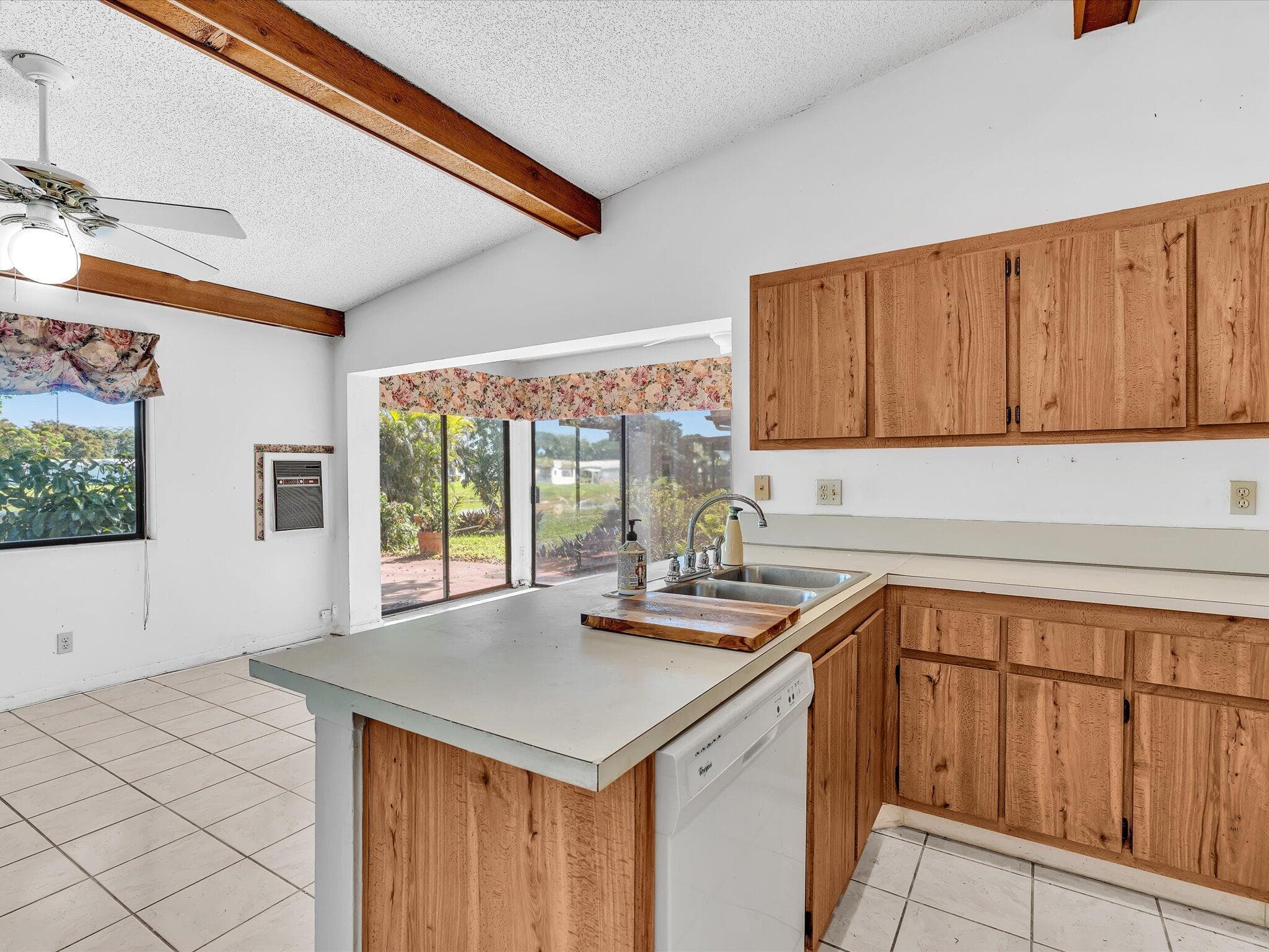 8949 NW 9th Place, Plantation, FL 33324 — photo 39 of 67