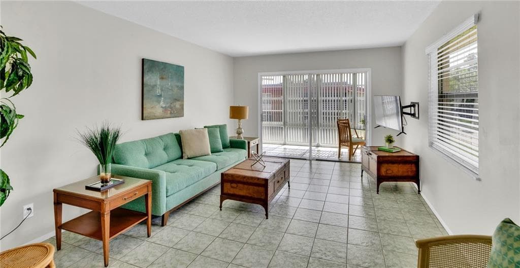 17 Vista Palm Lane 201, Vero Beach, FL 32962 — photo 7 of 34