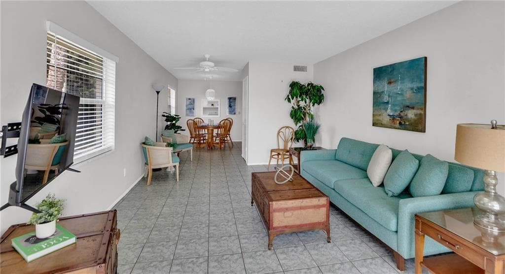 17 Vista Palm Lane 201, Vero Beach, FL 32962 — photo 8 of 34