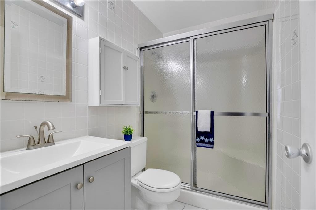 17 Vista Palm Lane 201, Vero Beach, FL 32962 — photo 18 of 34