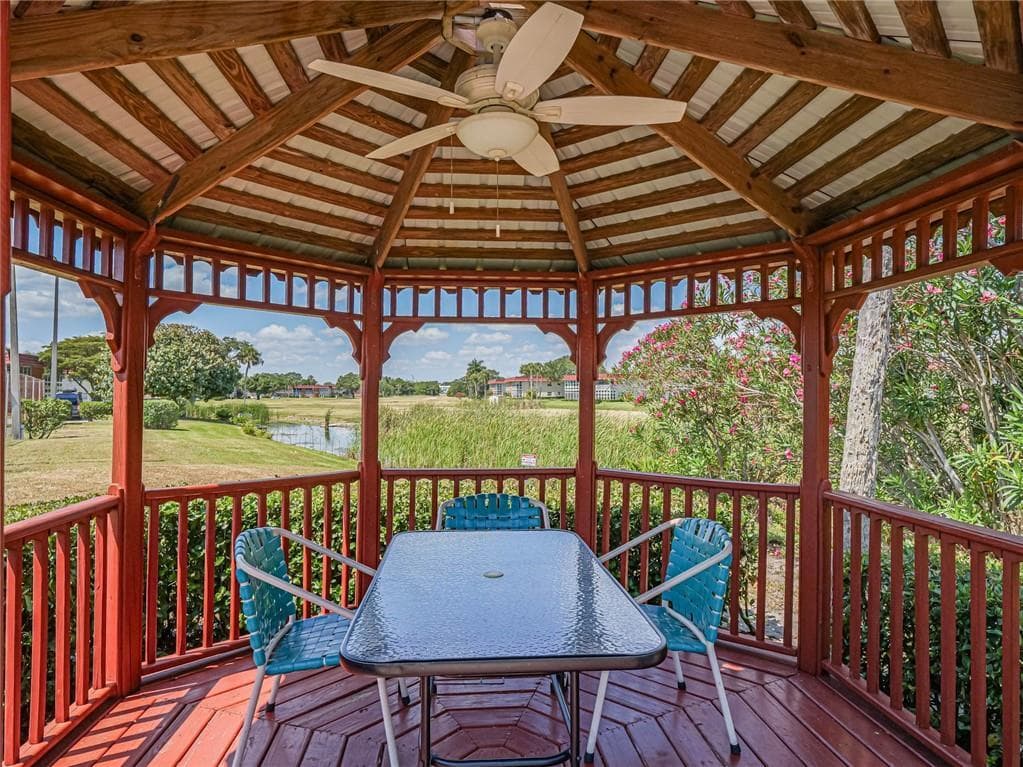 17 Vista Palm Lane 201, Vero Beach, FL 32962 — photo 32 of 34