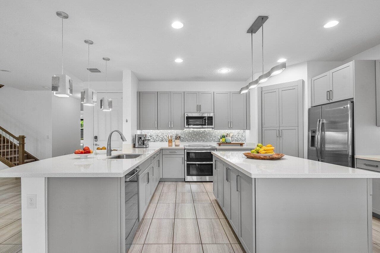 8068 Lemon Serpentine Lane, Delray Beach, FL 33446 — photo 12 of 56