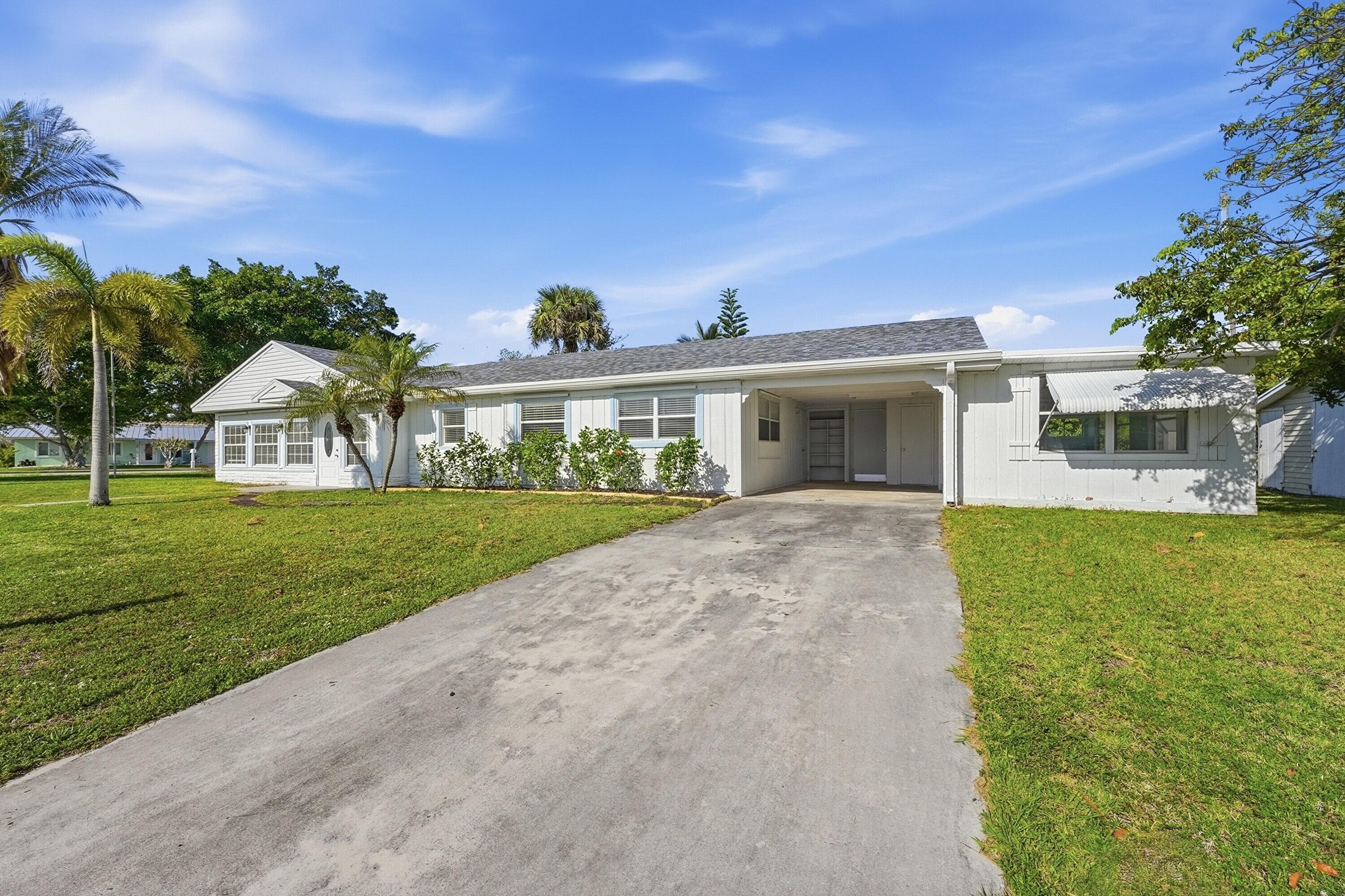 107 Fernandina Street, Fort Pierce, FL 34949 — photo 3 of 33