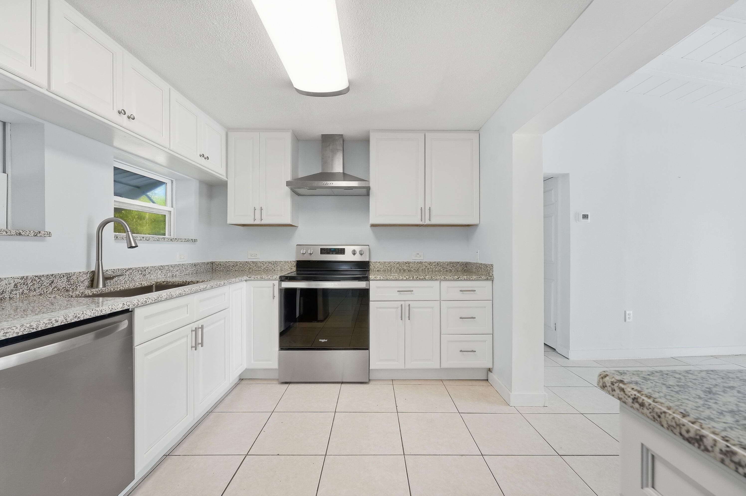107 Fernandina Street, Fort Pierce, FL 34949 — photo 10 of 33