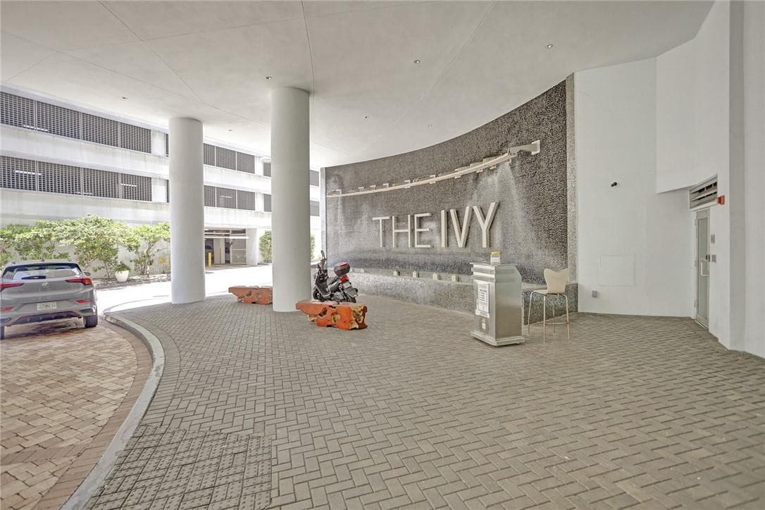 90 SW 3rd Street Th300b, Miami, FL 33130 — photo 30 of 33