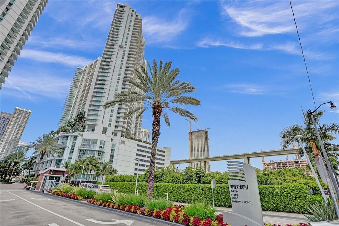 90 SW 3rd Street Th300b, Miami, FL 33130 — photo 33 of 33