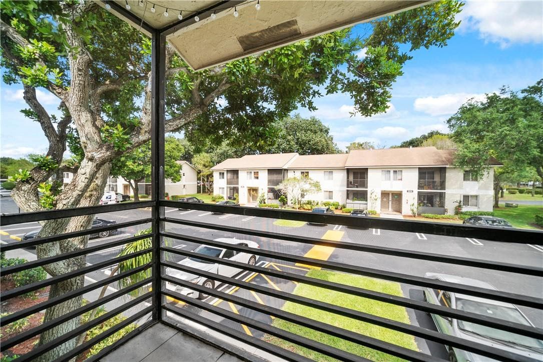 503 Gardens Drive 202, Pompano Beach, FL 33069 — photo 12 of 35