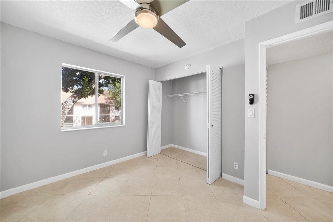 503 Gardens Drive 202, Pompano Beach, FL 33069 — photo 15 of 35