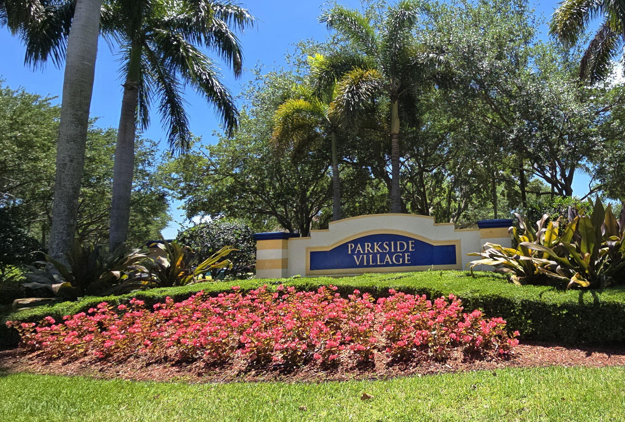 2806 S Evergreen Circle, Boynton Beach, FL 33426 — photo 1 of 41