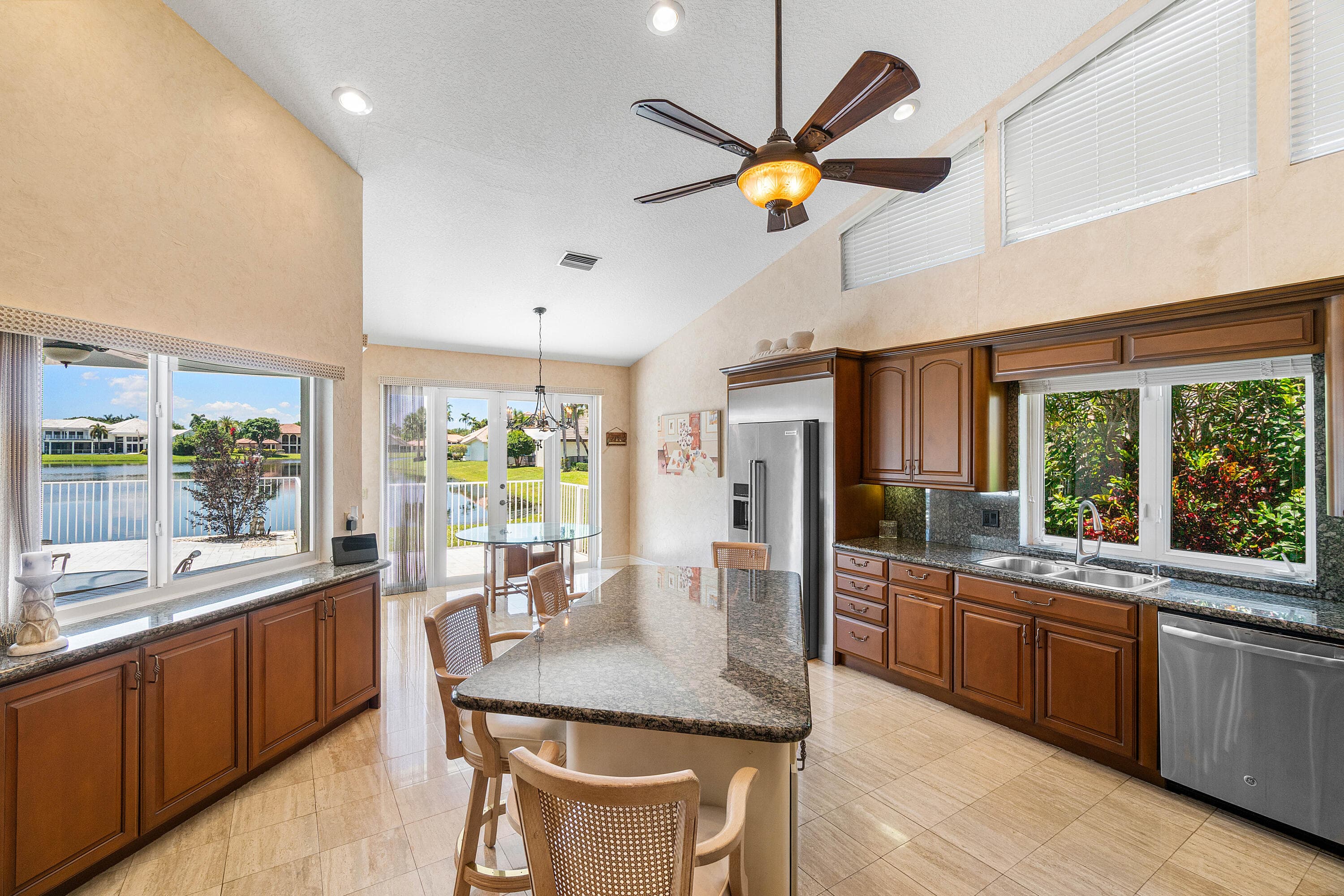 4440 Woodfield Boulevard, Boca Raton, FL 33434 — photo 5 of 59