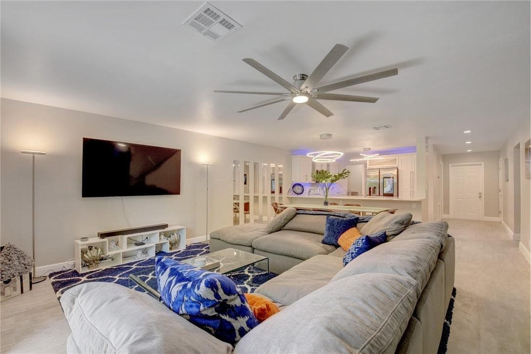 246 Avenue L, Delray Beach, FL 33483 — photo 7 of 67