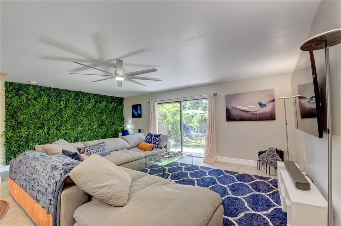 246 Avenue L, Delray Beach, FL 33483 — photo 9 of 67