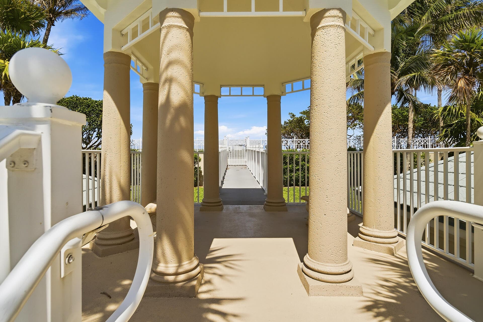 131 Ocean Grande Boulevard 703, Jupiter, FL 33477 — photo 63 of 82