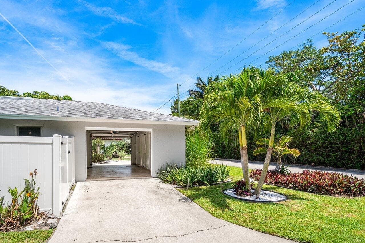 106 Periwinkle Drive, Hypoluxo, FL 33462 — photo 5 of 62