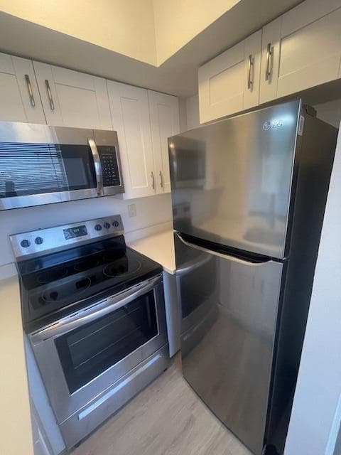 411 SE 10th Street 5, Hallandale Beach, FL 33009 — photo 6 of 13