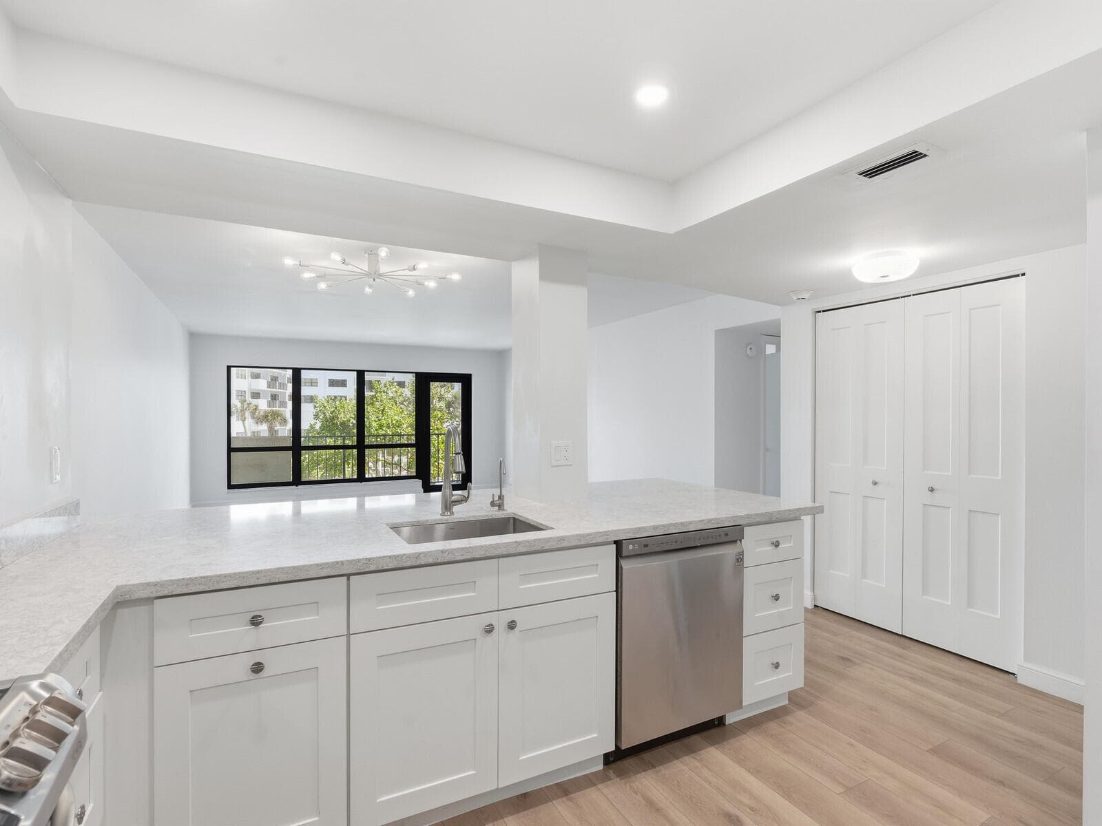 5000 N Ocean Boulevard 306, Lauderdale-By-The-Sea, FL 33308 — photo 4 of 39
