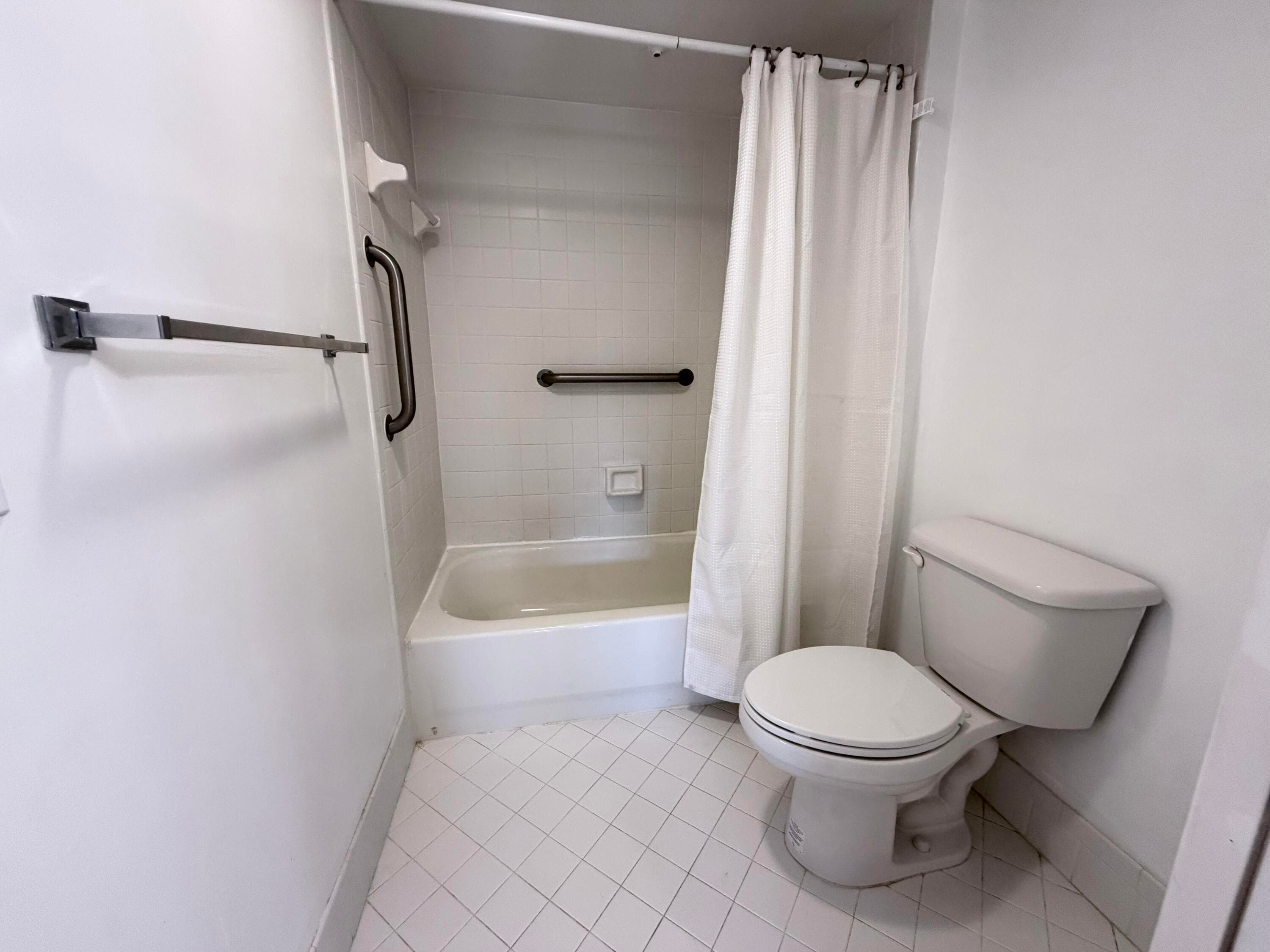 12650 SW 15th Street 304f, Pembroke Pines, FL 33027 — photo 3 of 14