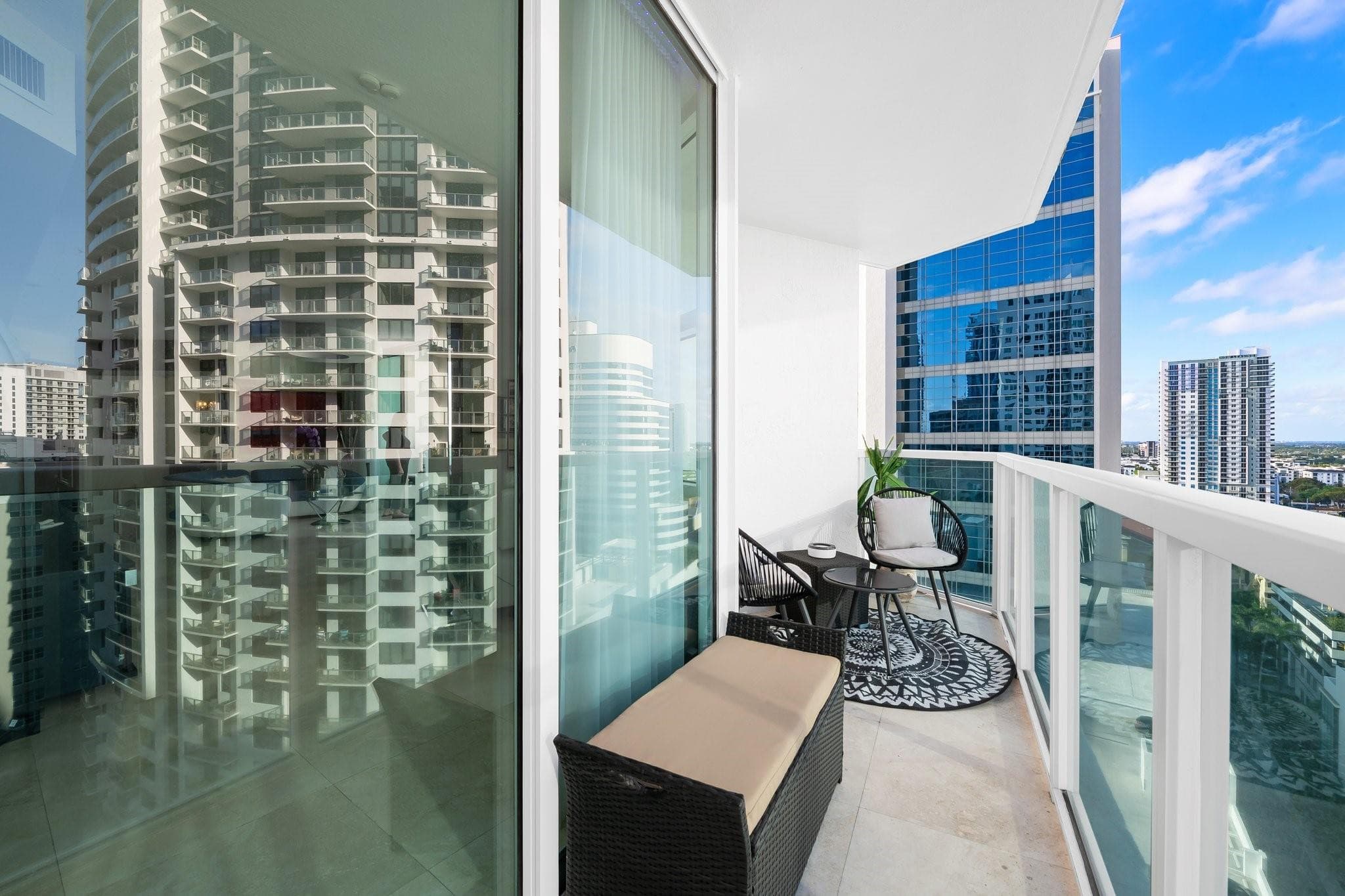 350 SE 2nd Street 1870, Fort Lauderdale, FL 33301 — photo 10 of 63