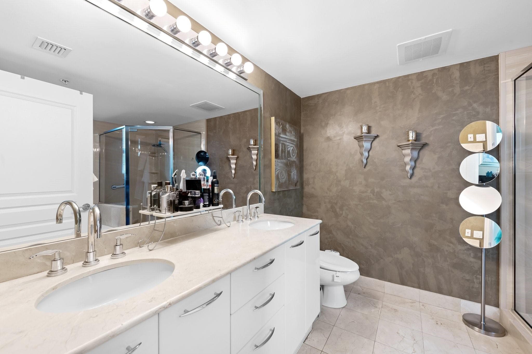 350 SE 2nd Street 1870, Fort Lauderdale, FL 33301 — photo 27 of 63