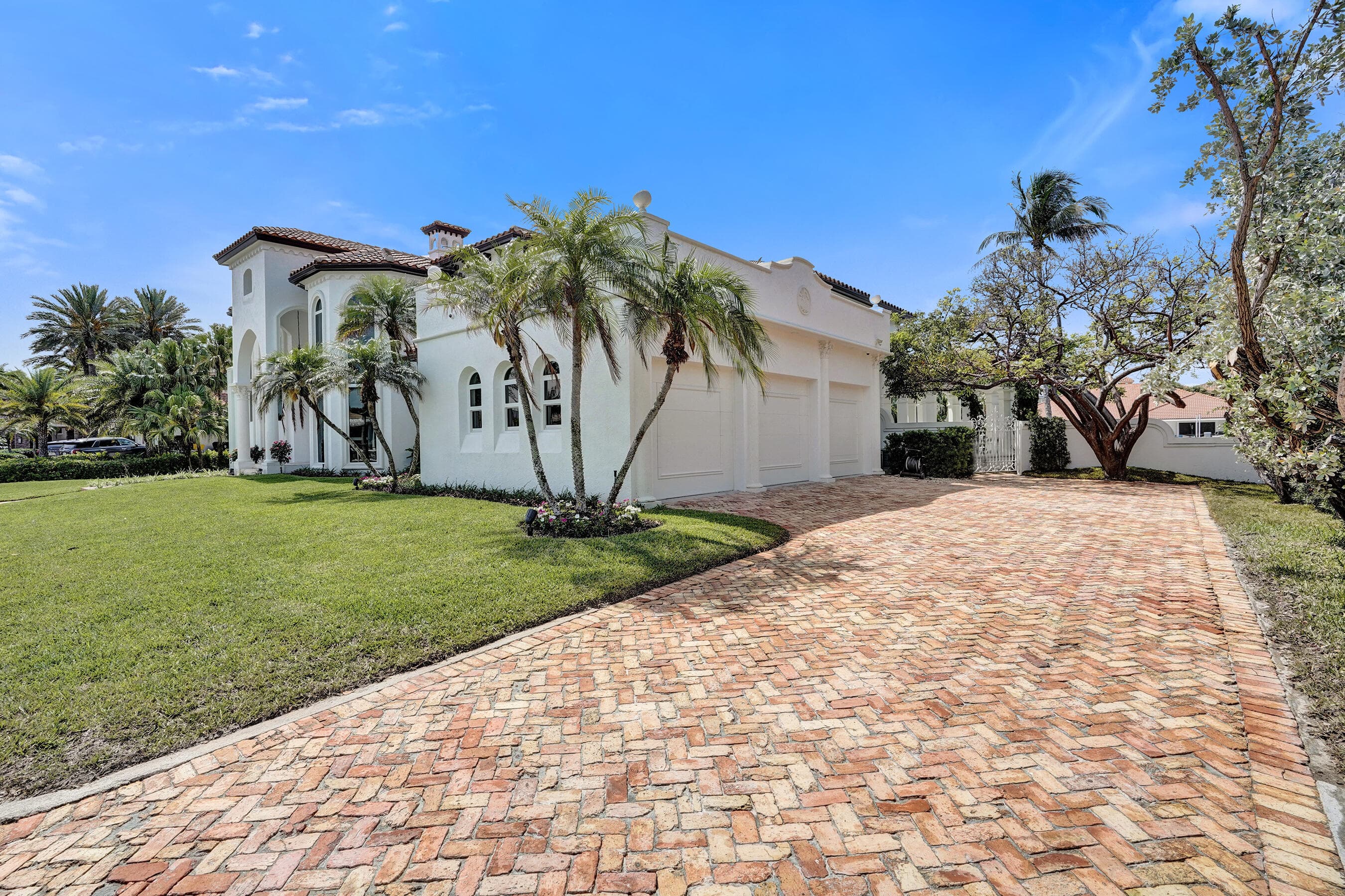 890 Lilac Drive, Boca Raton, FL 33487 — photo 33 of 40