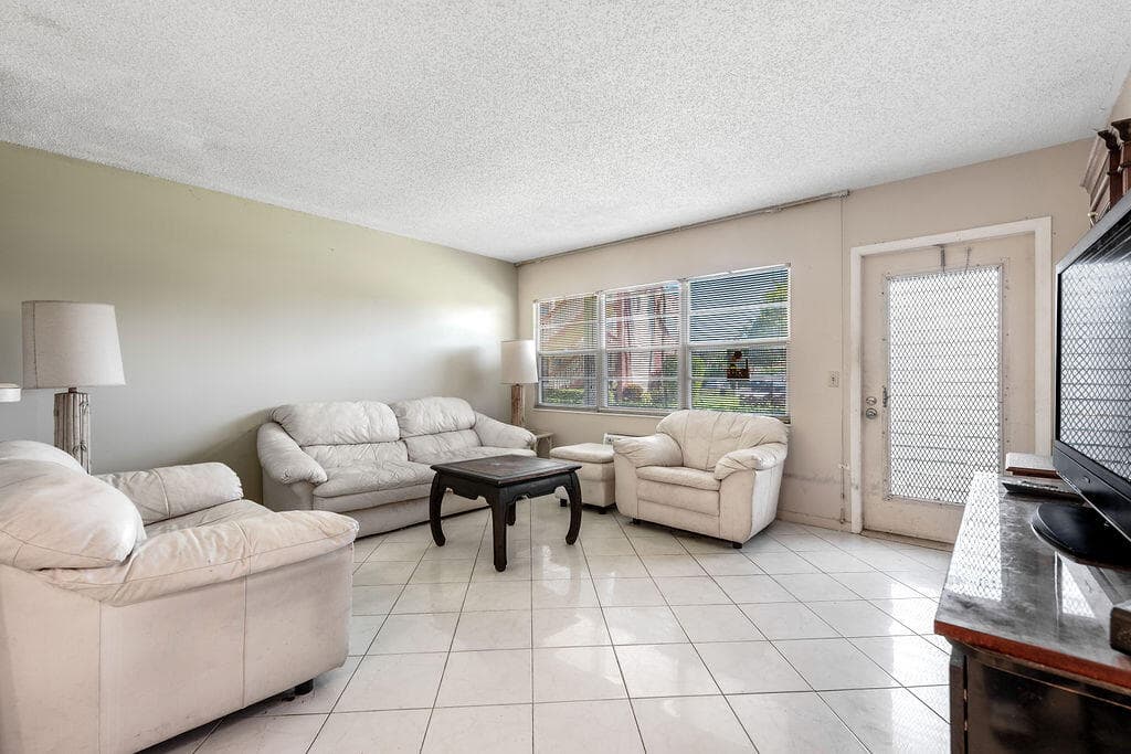 301 Preston H 301, Boca Raton, FL 33434 — photo 4 of 21