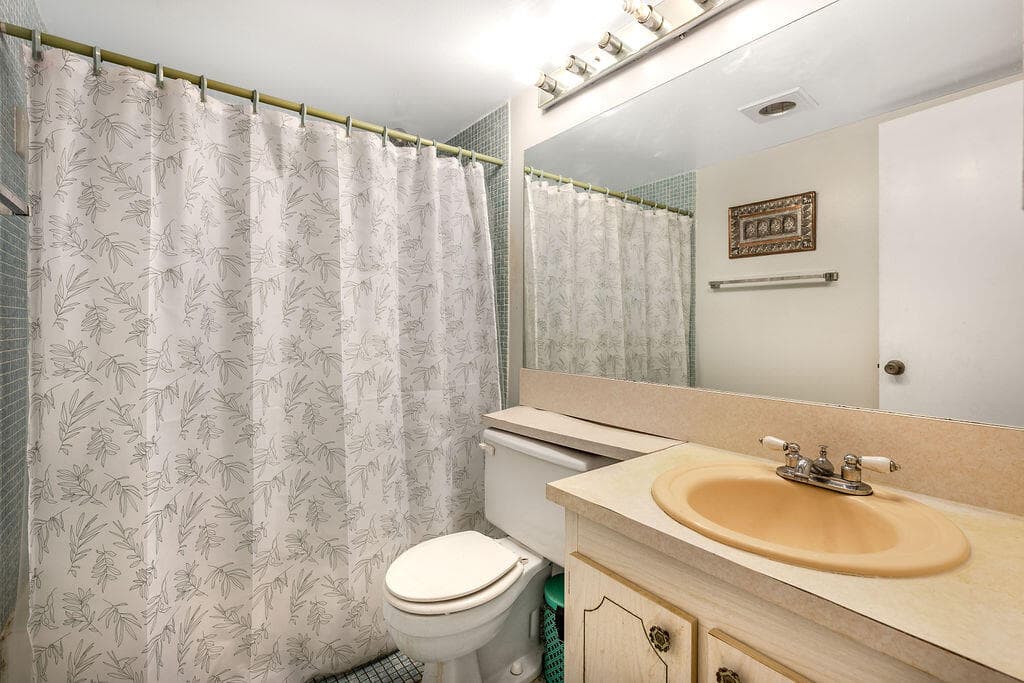 301 Preston H 301, Boca Raton, FL 33434 — photo 11 of 21