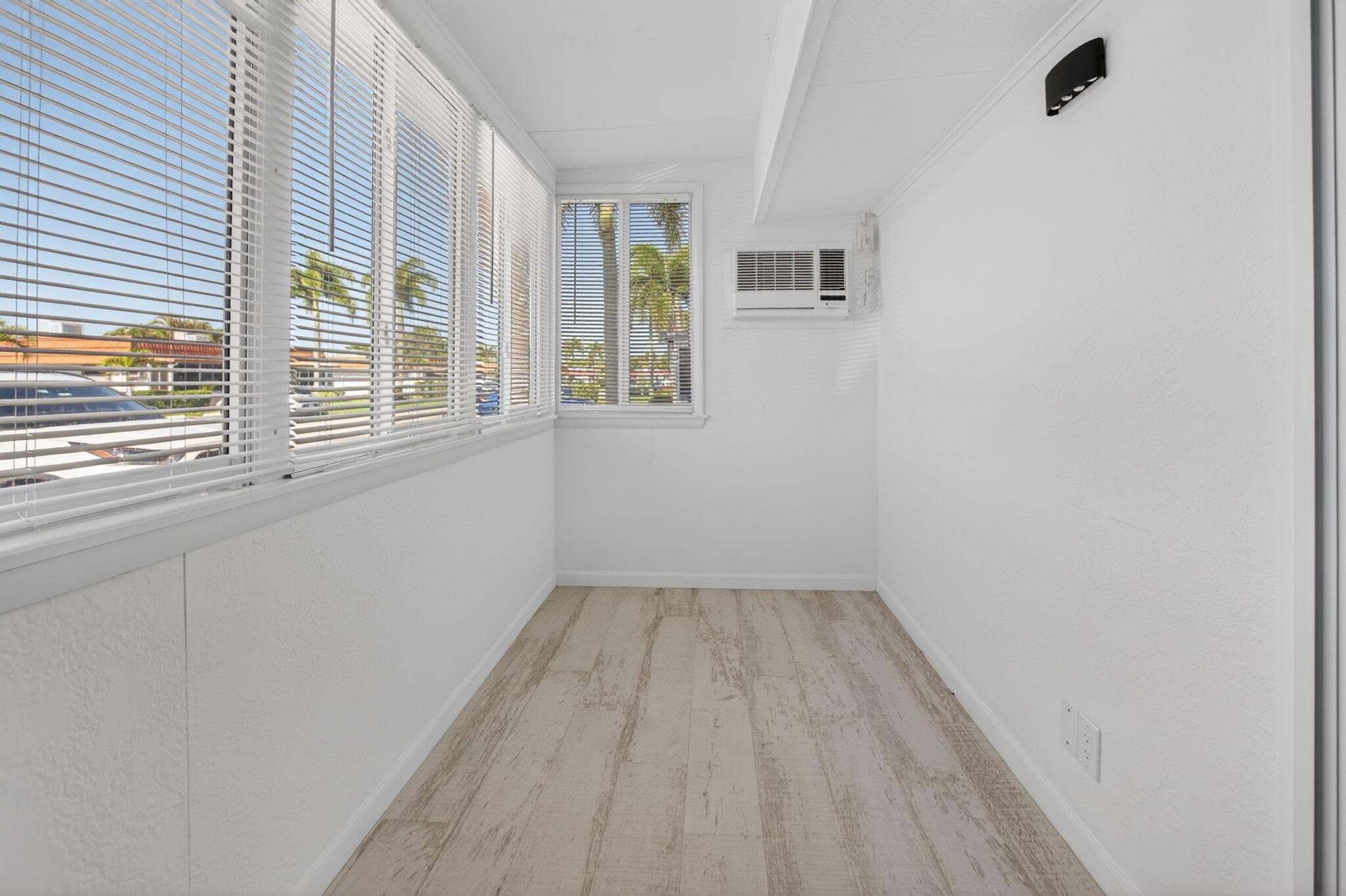 102 E Waterford E 102, Delray Beach, FL 33446 — photo 28 of 80