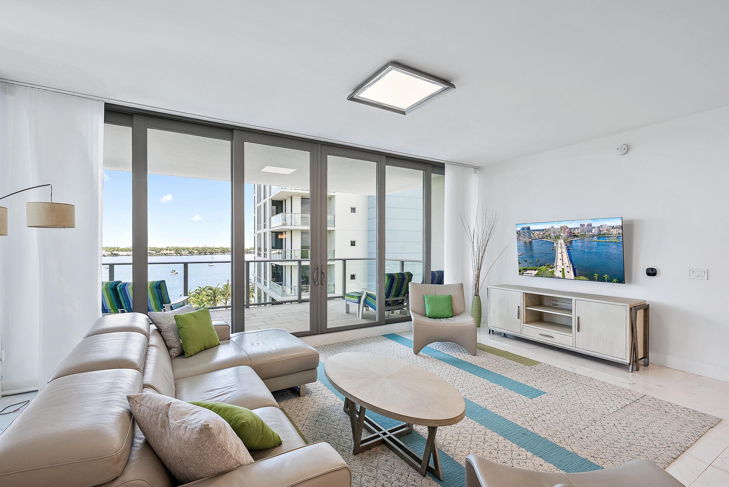 1 Water Club Way 704, North Palm Beach, FL 33408 — photo 4 of 26
